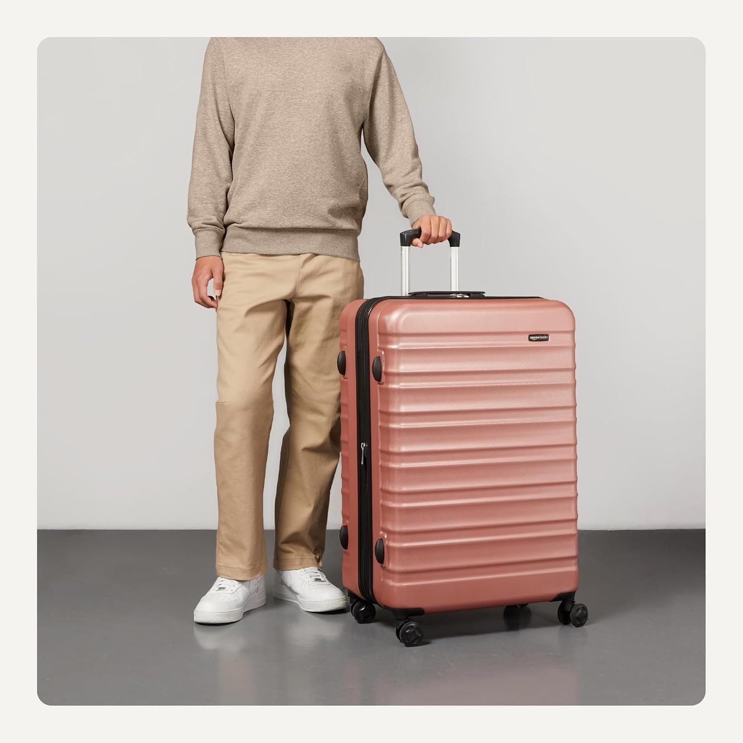 Amazon Basics 30" Hardside Large Checked Luggage, Expandable For Up to 15% More Space, Scratch-Resistant Surface, Four Multi-directional Wheels, Rose Gold - Image 3
