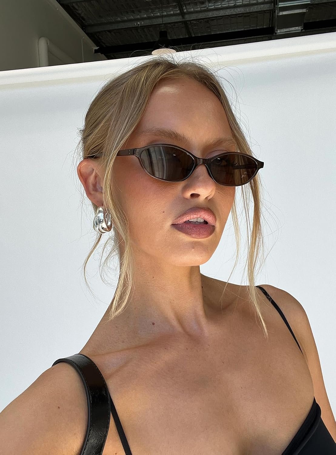 GUVIVI Retro Oval Sunglasses for Women 90s Cat Eye Shades UV protection | 2026 Chic Sunnies Y2K Lightweight Trendy Narrow Sun Glasses Vacation Travel Beach Outfits Must Haves - Image 6