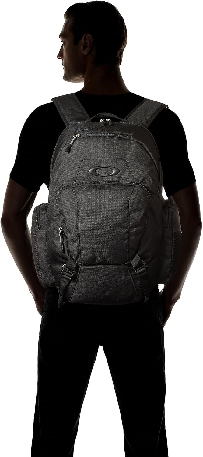 Oakley Blade 30L Backpack, Blackout - Image 6