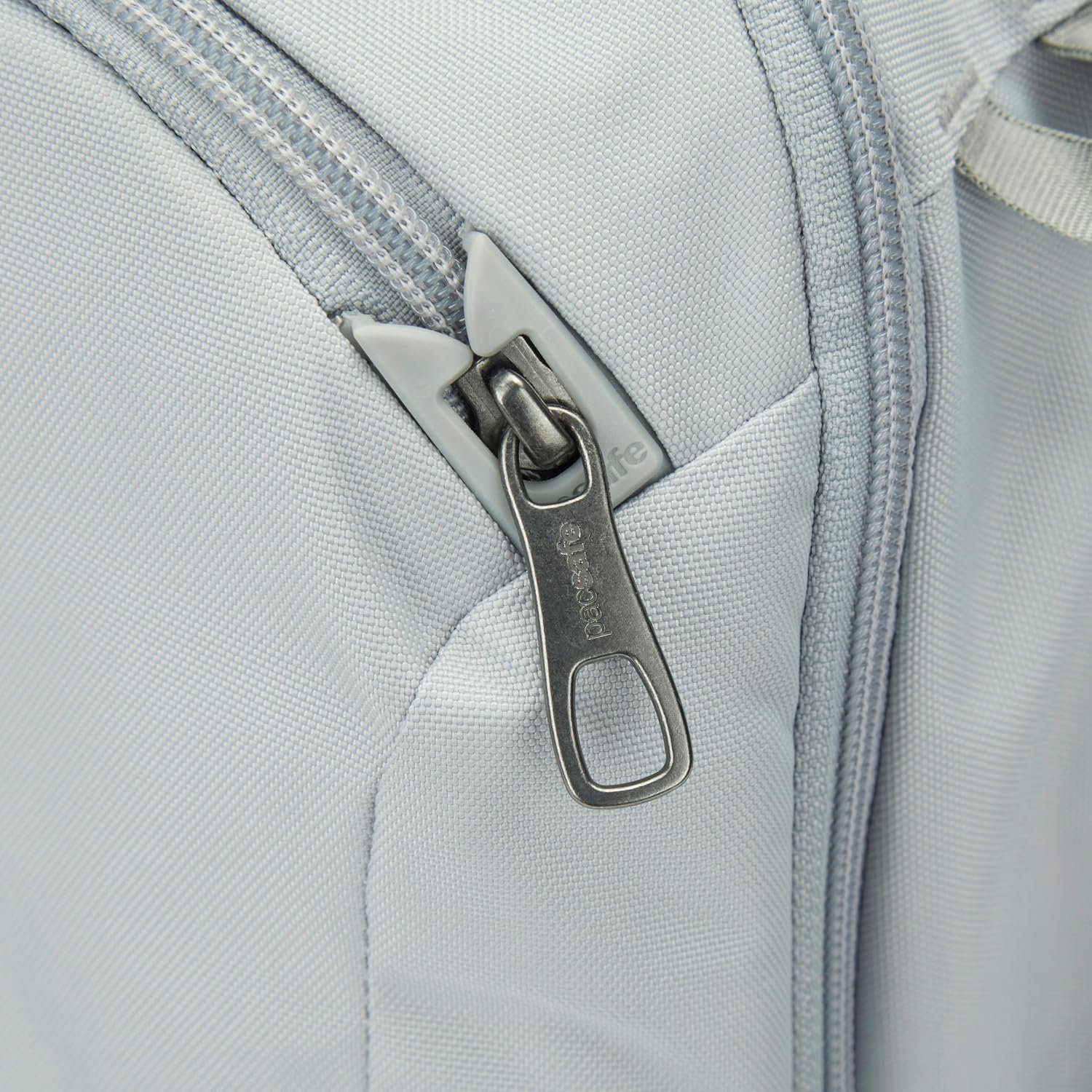 Pacsafe V 26L Tour backpack - Image 6
